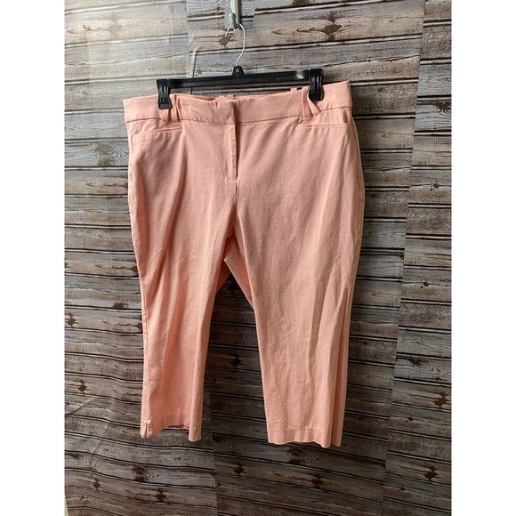 LANE BRAYANT croped pant              RR - Picture 4 of 7